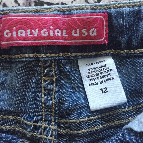 Shorts - Picture 3 of 3